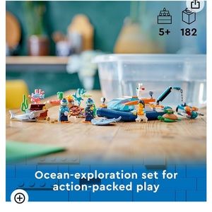New Explorer diving boat Lego 182 pieces